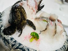 -红鼎豆捞·非遗鲍皇汤火锅(宝丰路店)