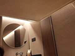 -灸春堂·艾灸·痛症·整脊连锁(之江银泰店)