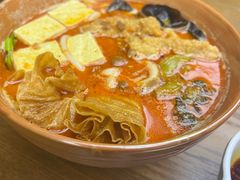 -云海肴·汽锅鸡·云南菜(天山百盛优客店)