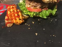 -HIGH FIVE哈福手工汉堡(桂林路店)