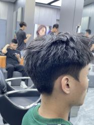 -米可造型烫发染发