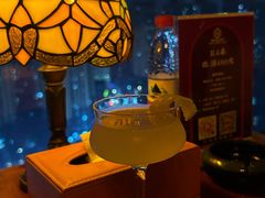 -無名记忆Music Bar夜景怀旧酒吧