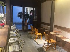 等位区-Metal hands·铁手咖啡