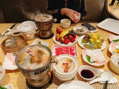 -雍和会海鲜姿造自助(湖东路店)
