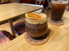 秋天的童话-C.Y Cafe