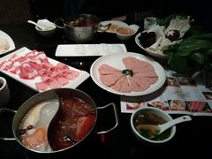 -重庆小天鹅自助火锅店(空港跨境店)