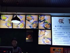 -内蒙焖面大盆骨餐馆(山大路店)