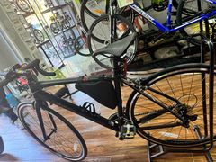 -道路口单车爱瓦士dahon大行