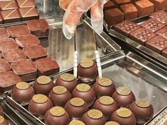 -Laderach 莱德拉(上海环贸iapm店)