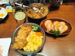 -8PINTS八品脱·日料·烧鸟·精酿小酒馆(莘庄店)