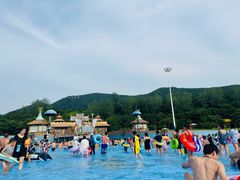 -汤山欢乐水世界