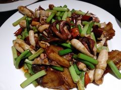 笔管鱼烧五花肉-船歌·鱼水饺青岛菜(合肥路永旺店)