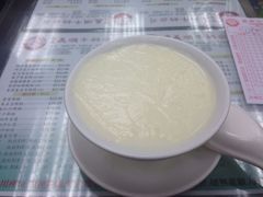 义顺牛奶公司(铜锣湾骆克道店)-义顺牛奶公司