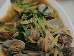 -覃记海鲜美食餐厅