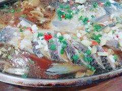 明炉跳水鱼-临街徽菜馆·正宗黄山味
