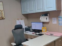 -半岛宠物医院24小时·内窥镜·牙科·碎石中心(府城大道店)