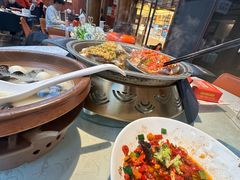 -阿瓦山寨·湘菜现炒·剁椒鱼头王(咸阳总店)