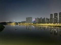 -南京眼步行桥