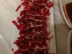 现切吊龙肉-为什么牛潮汕牛肉火锅(中信广场店)