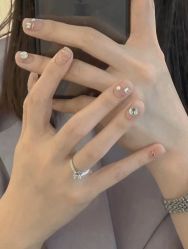 -悦指间美甲美睫