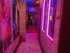 -路边边.炒菜烧烤.音乐餐厅(良乡长虹店)