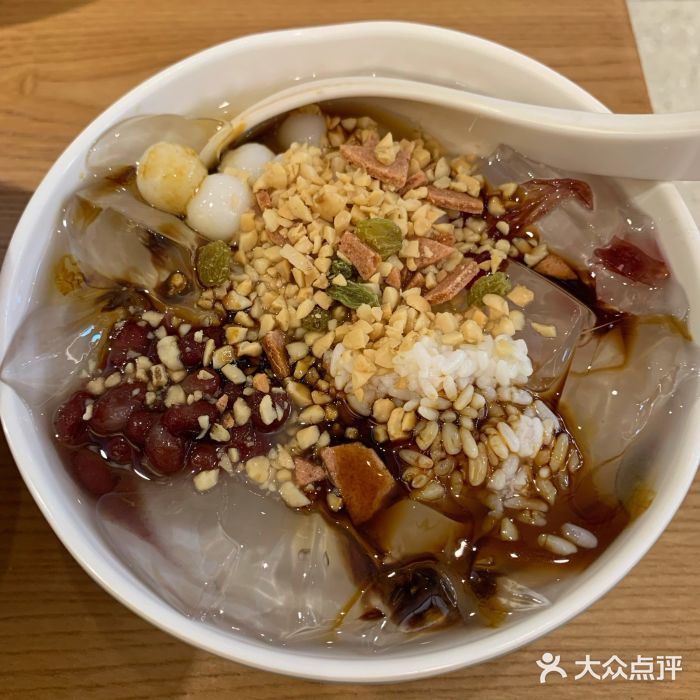蓉李记成都名小吃(龙华天虹购物中心店)玫瑰汤圆冰粉图片