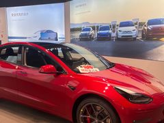 -TESLA 特斯拉(上海太古汇体验店)