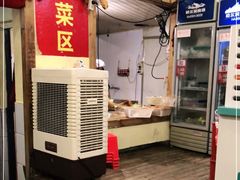 -拈签一笑黄牛肉辣卤串串