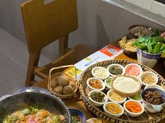 -包整·丝娃娃(一览甲秀楼风景店)