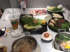 -呷哺呷哺(王府井喜悦店)