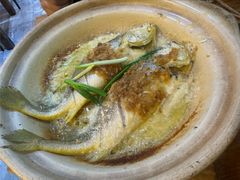 砂锅黄油焗小黄鱼-老姑砂锅·烧烤天津菜(体北道店)