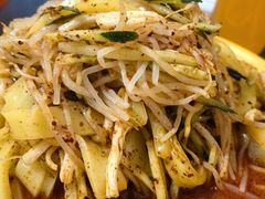 -玲玲米粉·新疆现炒米粉(大十字总店)