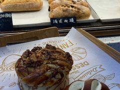 -Dough&Joe团憩(瑞虹天地月亮湾店)