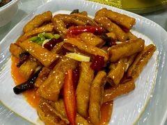 -星月美食城(雁西路店)