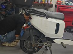 -小牛电动(上海浦东新区张杨路店)