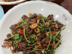 -湖南人家湘菜馆(镇江路店)