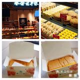 蛋糕，饮品为一体化的店铺