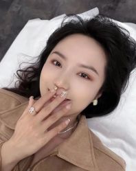 -林小西 · 专业半永久纹眉