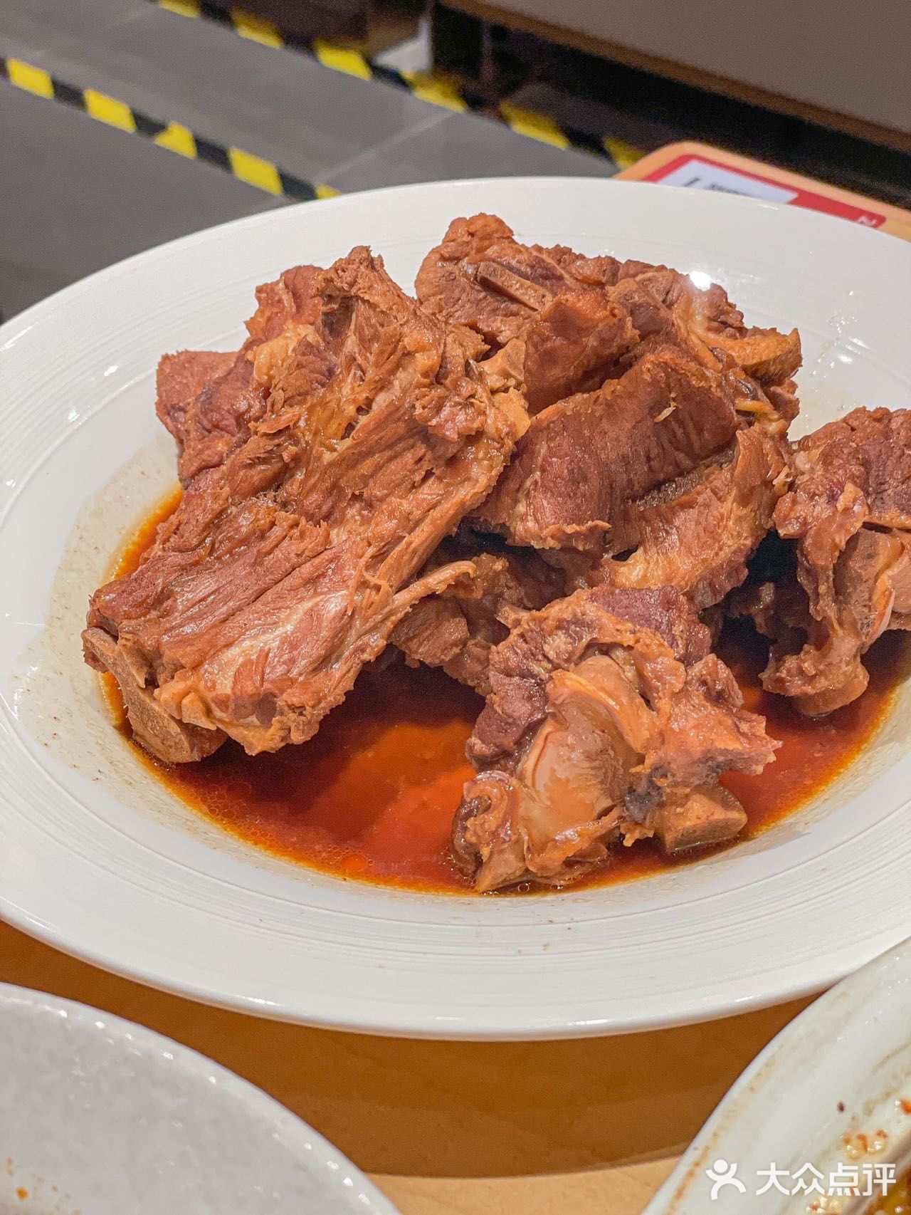 · 餐牌上80多道西北美食 人均 45
