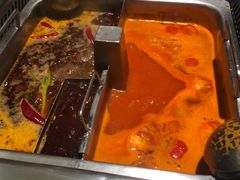 -海底捞火锅鲜切牛肉主题店(长寿路店)