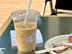 -HUGS coffee(东区店)