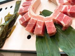 山蒜叶厚猪五花-老板娘的烤肉店(港湾广场店)