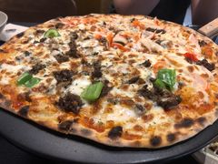 蟹棒牛肉披萨-机器人火炉披萨