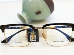 -潘多拉眼镜·蔡司依视路明月(潘家园店)