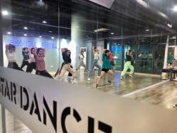 -STAR舞蹈工作室