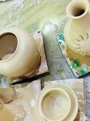 -泥娃娃DIY陶吧(易生活购物公园店)