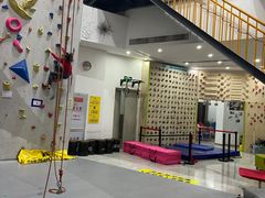 -龙景攀岩(海峡世茂广场店)