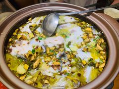 -饭怕鱼·黄焖鲟龙鱼(湖大店)