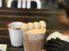 白玉豆乳冰拿铁-MIKAKU(万达广场上海宝山店)