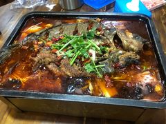 -老东镇啤酒屋海鲜加工·蒸汽海鲜·海鲜烧烤(台东店)